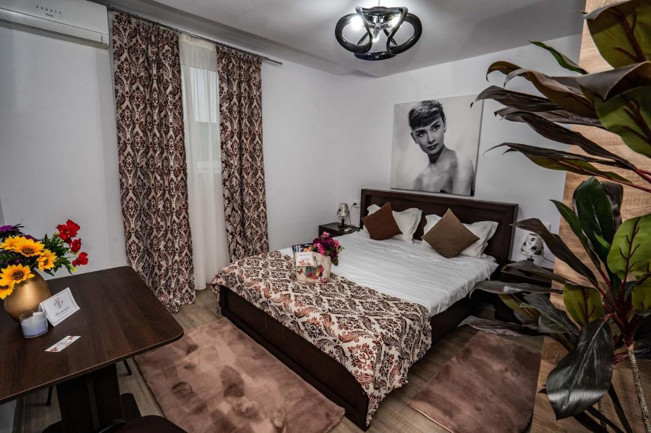 Casa Del Flor Costinesti Hotel Luaran gambar