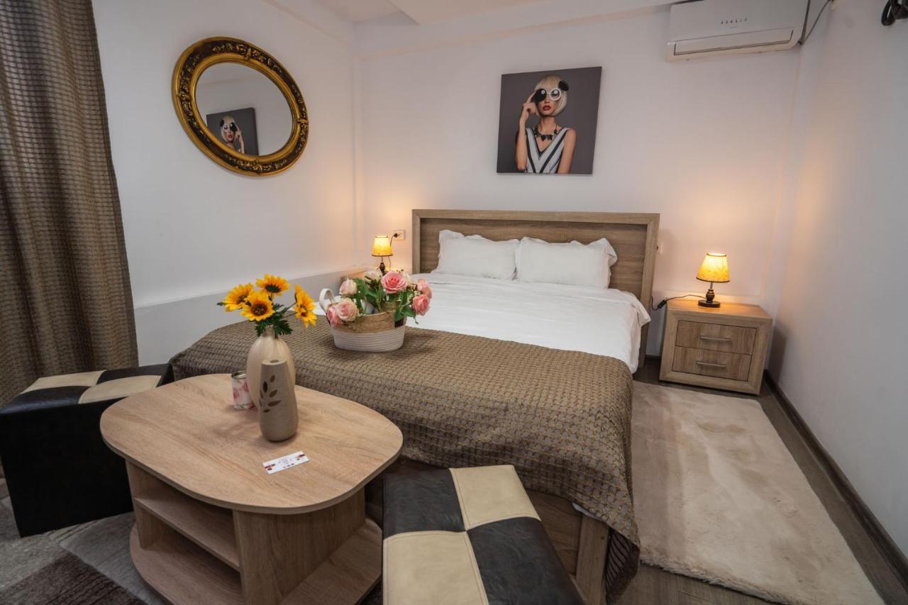 Casa Del Flor Costinesti Hotel Luaran gambar