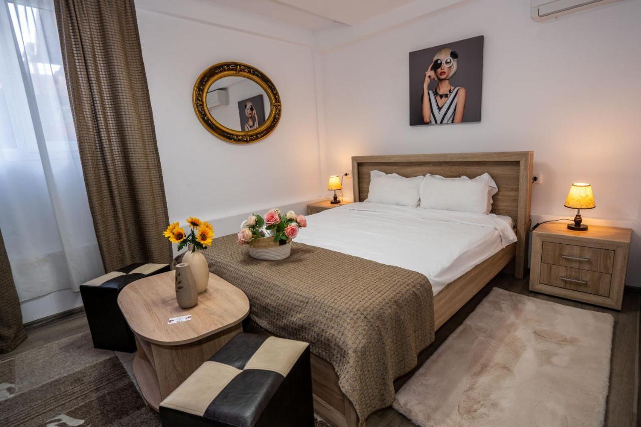 Casa Del Flor Costinesti Hotel Luaran gambar